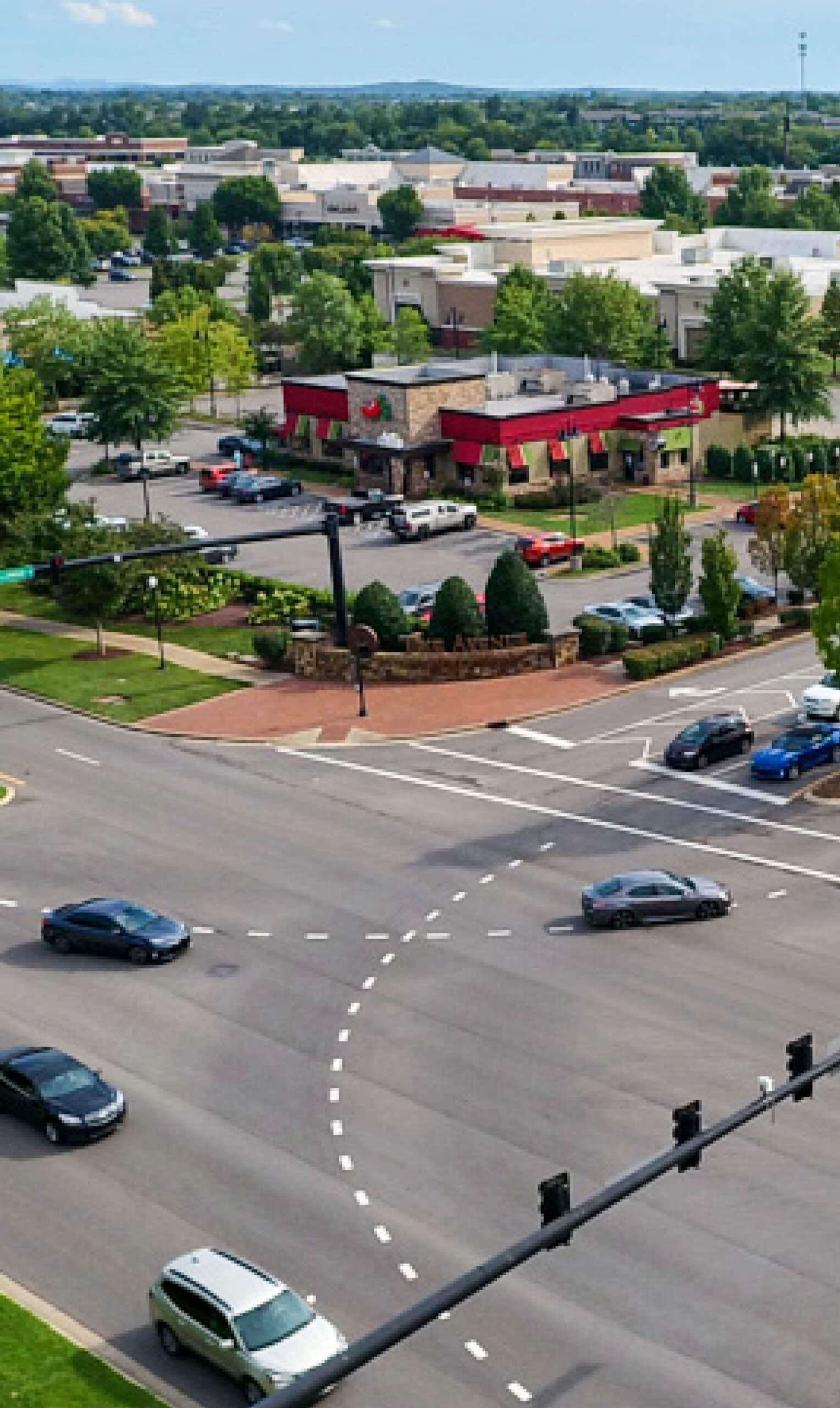 An intersection near the gardens of the three rivers
